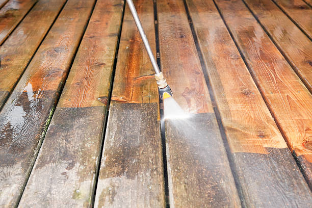 Best Pool Deck Cleaning  in Pawnee, IL